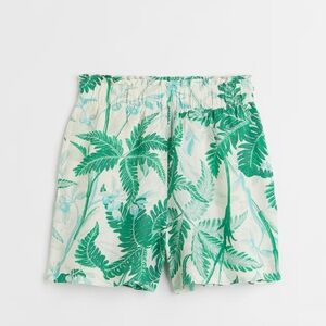 Tropical Green Leaf Print Shorts